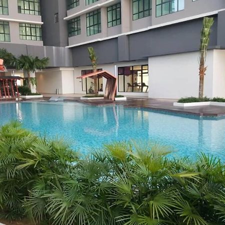 Conezion, Nice View, Beside Ioi City Mall, Opposite Hospital Serdang, Beside Uniteen And Upm, Putrajaya Kültér fotó