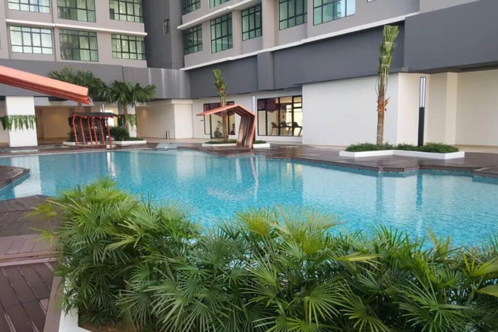Conezion, Nice View, Beside Ioi City Mall, Opposite Hospital Serdang, Beside Uniteen And Upm, Putrajaya Kültér fotó